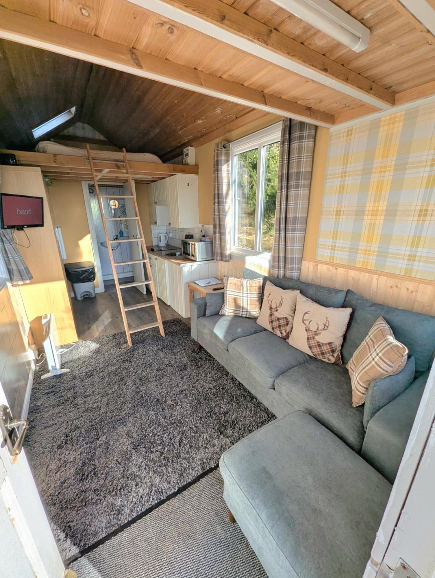 Blair Tiny House With Private Hot Tub - Fife - Loch Leven - Lomond Hills Villa Dunfermline Dış mekan fotoğraf